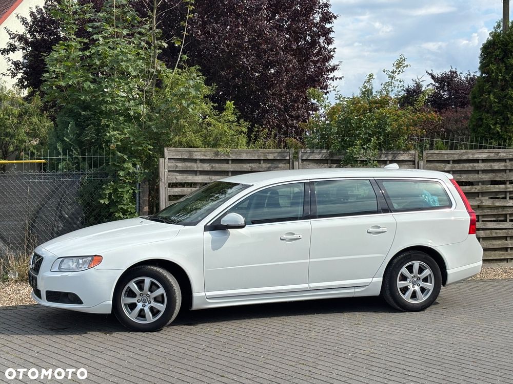 Volvo V70 D3 Kinetic - 4