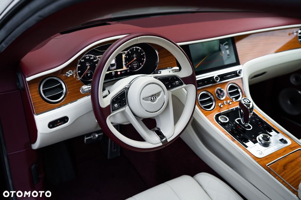 Bentley Inny - 33