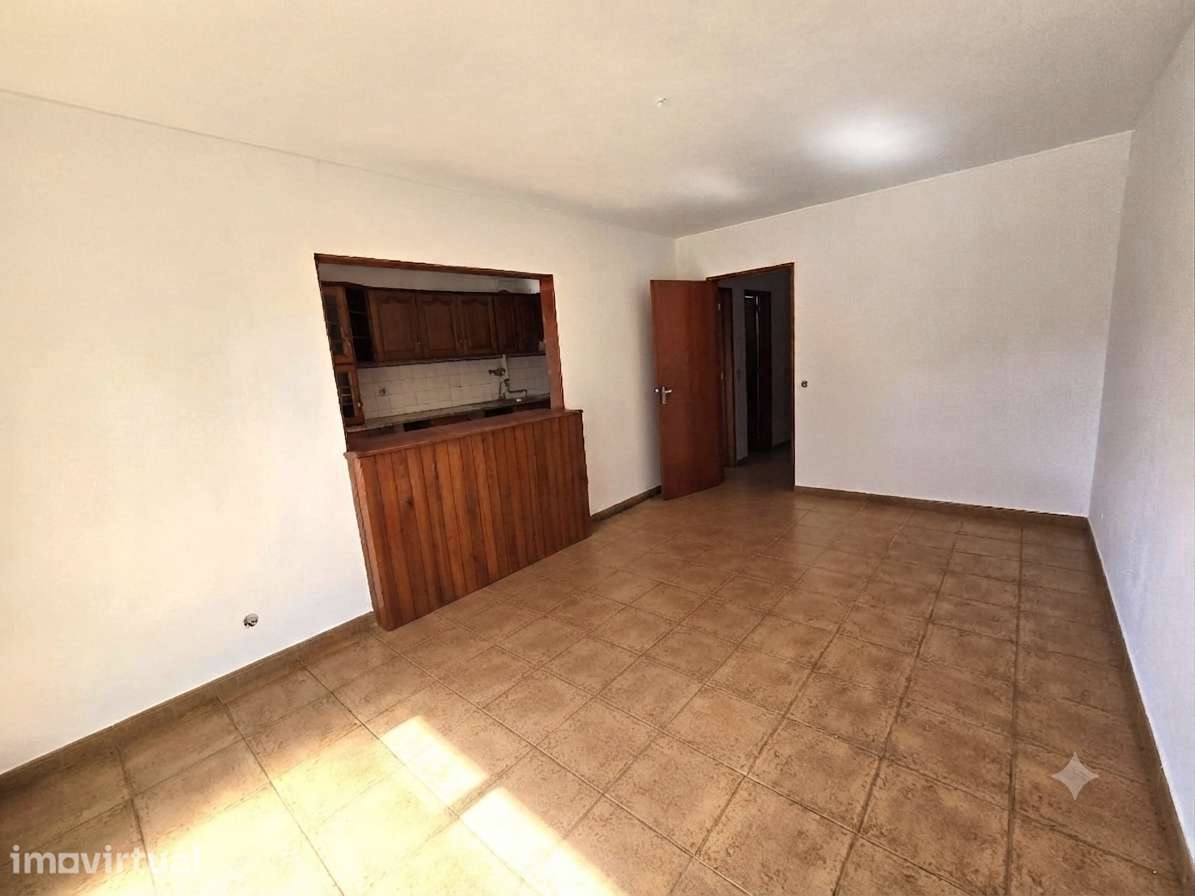 Oportunidade T2 em Azeitão - Grande imagem: 5/30