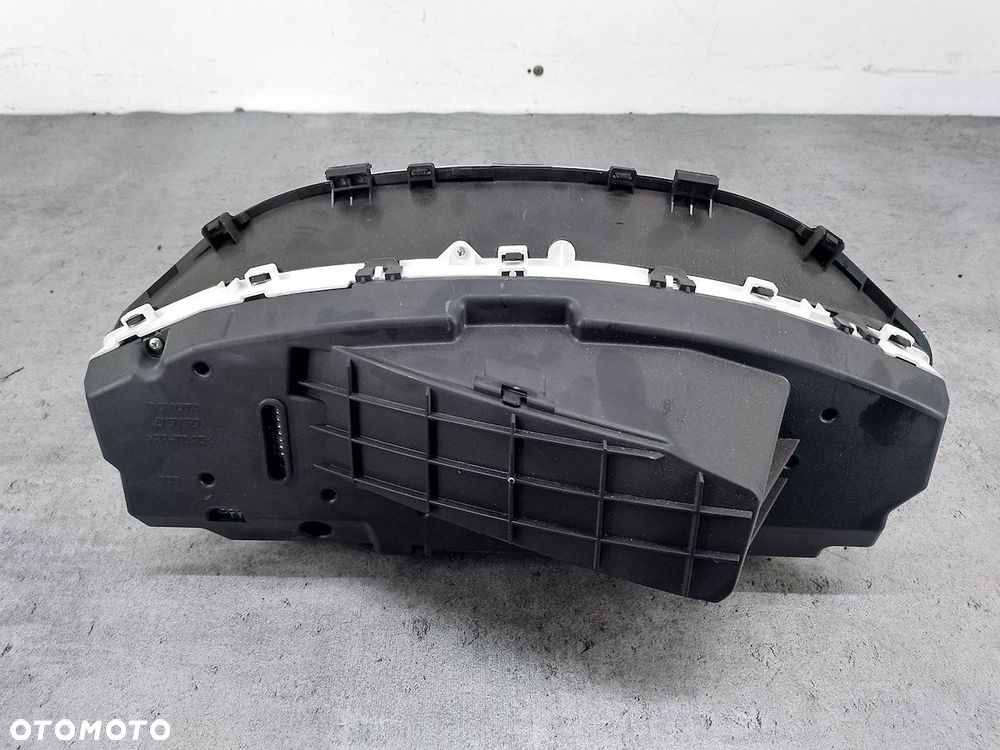 LICZNIK TOYOTA YARIS II 83800-0DJ00 1.0 VVT-I - 3