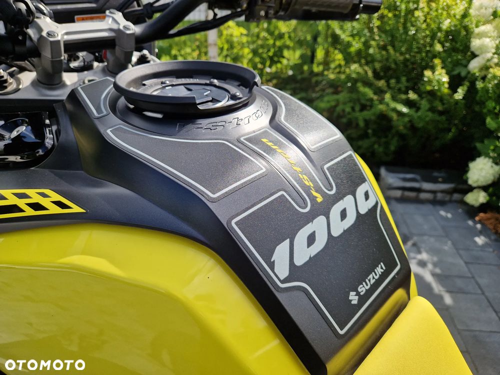 Suzuki V-STROM - 11