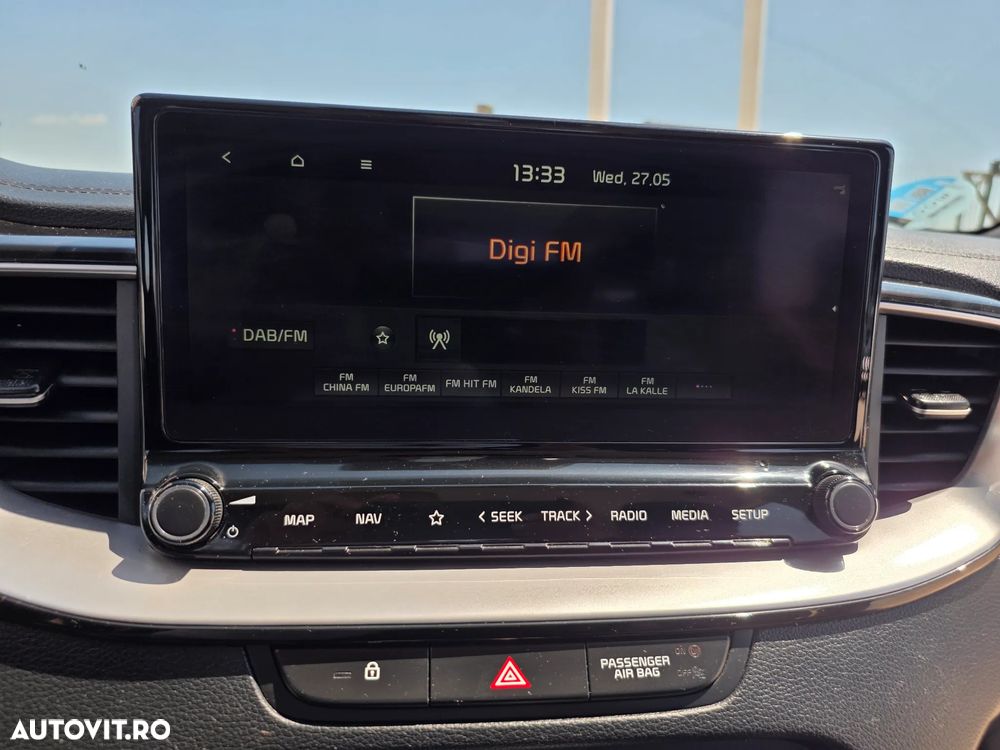 Kia Ceed 1.6 DSL MHEV 7DCT HP GT Line - 22