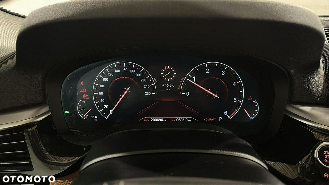 BMW Seria 5 - 16
