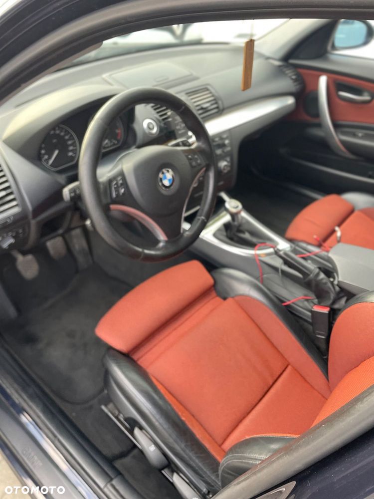 BMW Seria 1 118d - 26