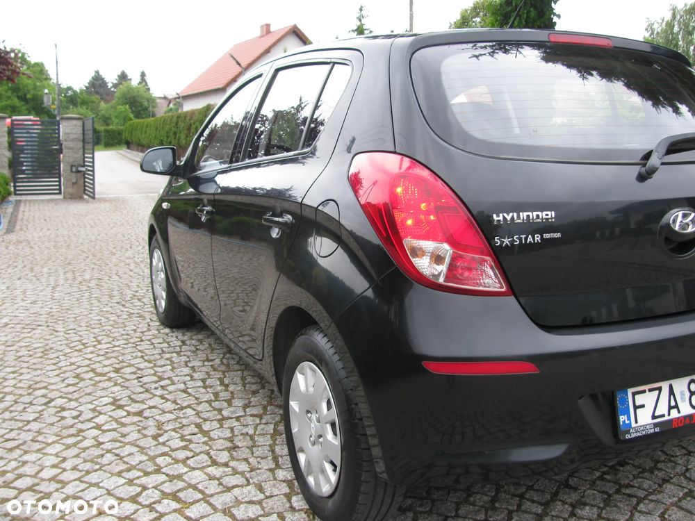 Hyundai i20 1.2 Fifa World Cup Edition - 30