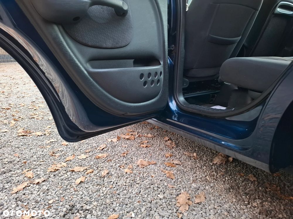 Chrysler PT Cruiser 2.0 Limited - 16