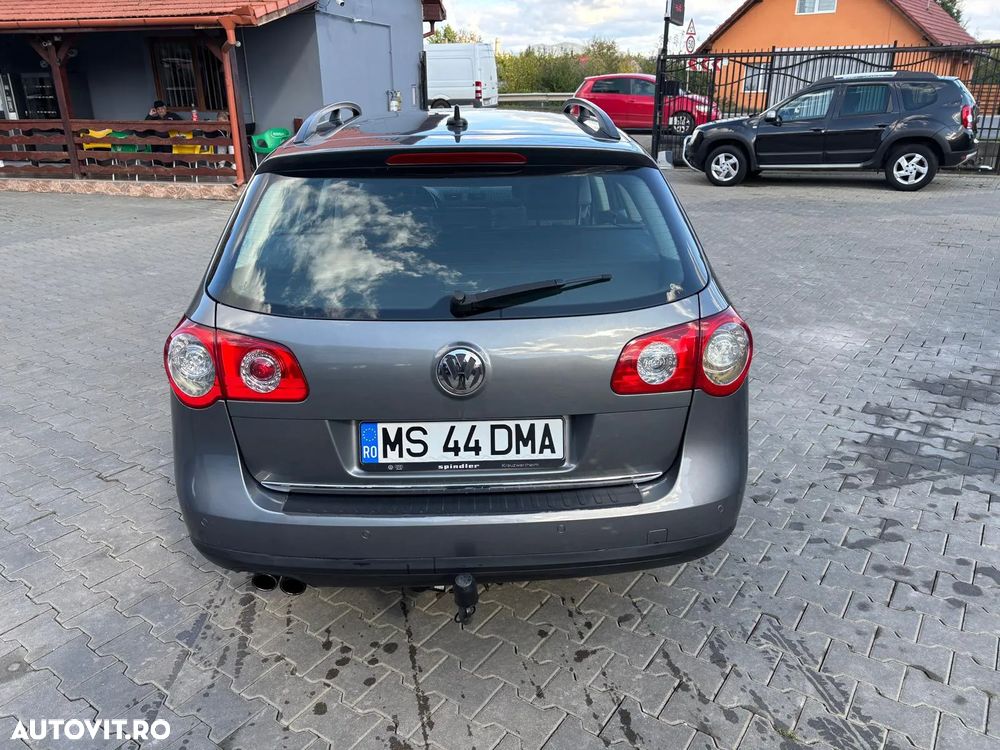 Volkswagen Passat Variant 2.0 TDI DPF DSG Comfortline - 4