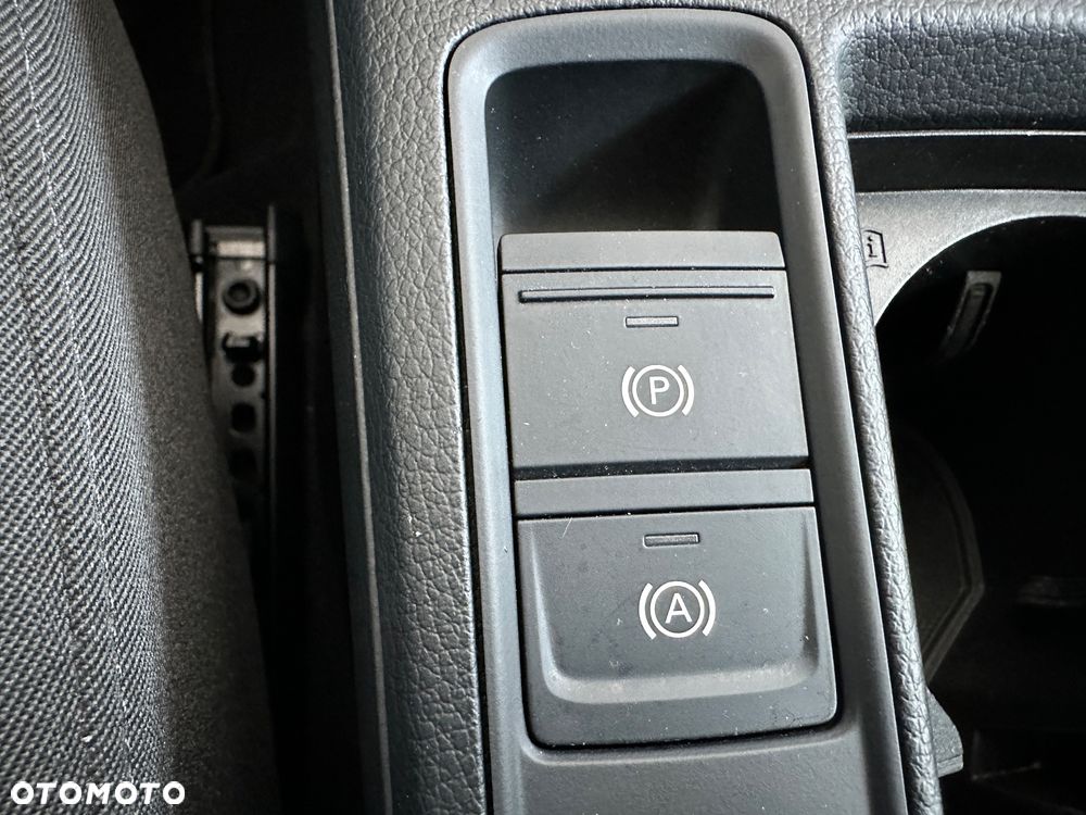 Audi Q3 35 TDI S tronic - 27