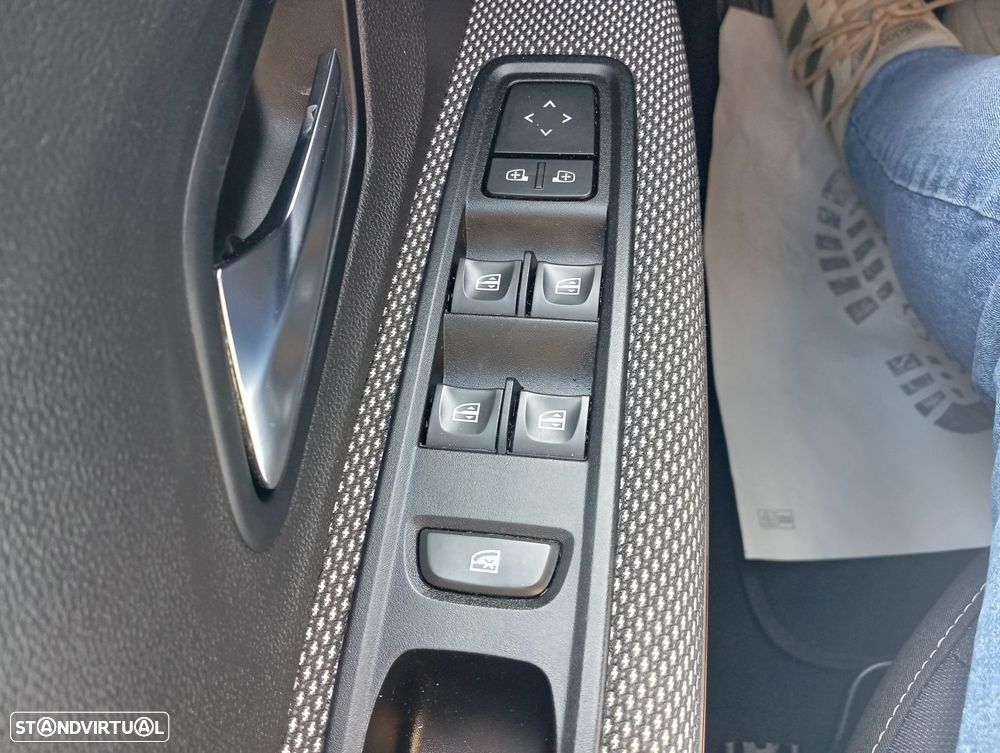 Dacia Sandero Stepway TCe 90 Expression + - 12