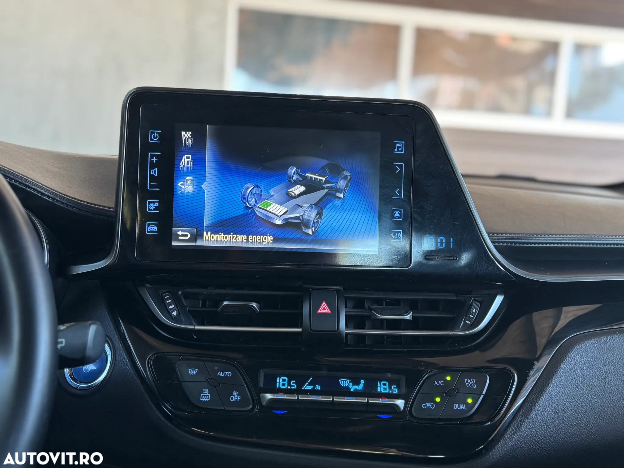 Toyota C-HR Hybrid Business-Edition - 19