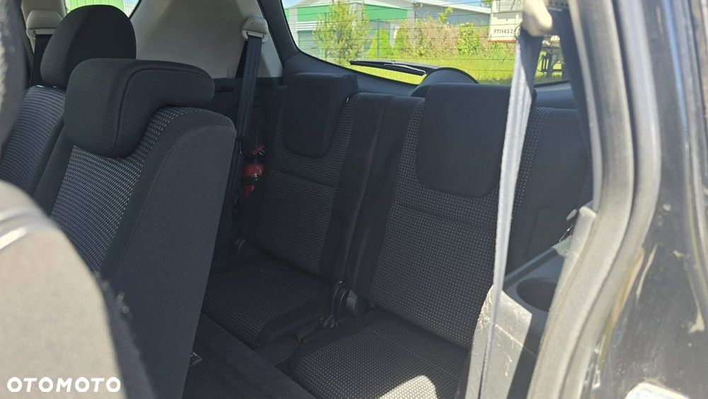 Toyota Corolla Verso - 18