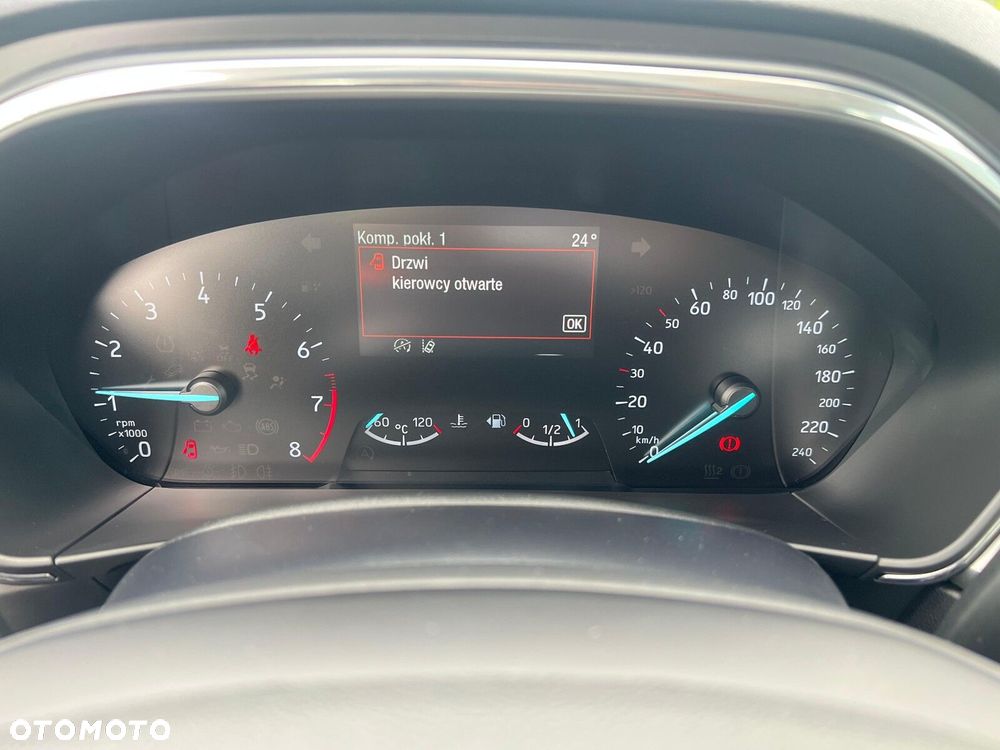 Ford Focus - 25