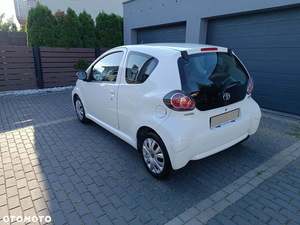 Toyota Aygo Cool&Go - 10