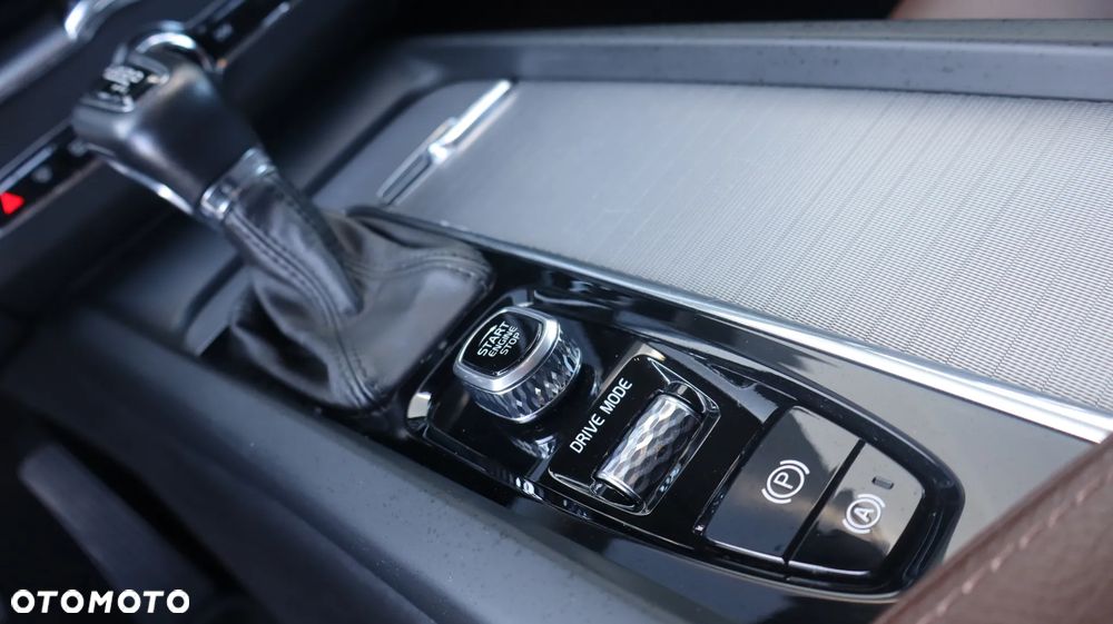 Volvo XC 60 T5 GPF AWD Inscription - 15