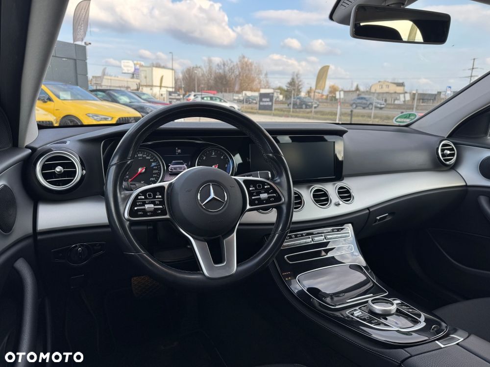 Mercedes-Benz Klasa E 220 d 9G-TRONIC Avantgarde - 11