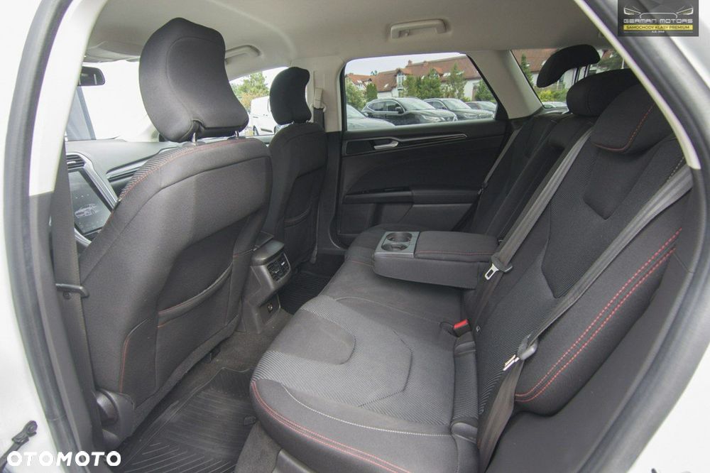 Ford Mondeo 1.5 EcoBoost ST-Line X - 28