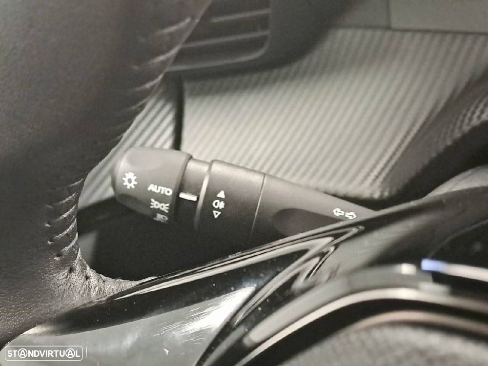 Peugeot 2008 1.2 PureTech Style - 14