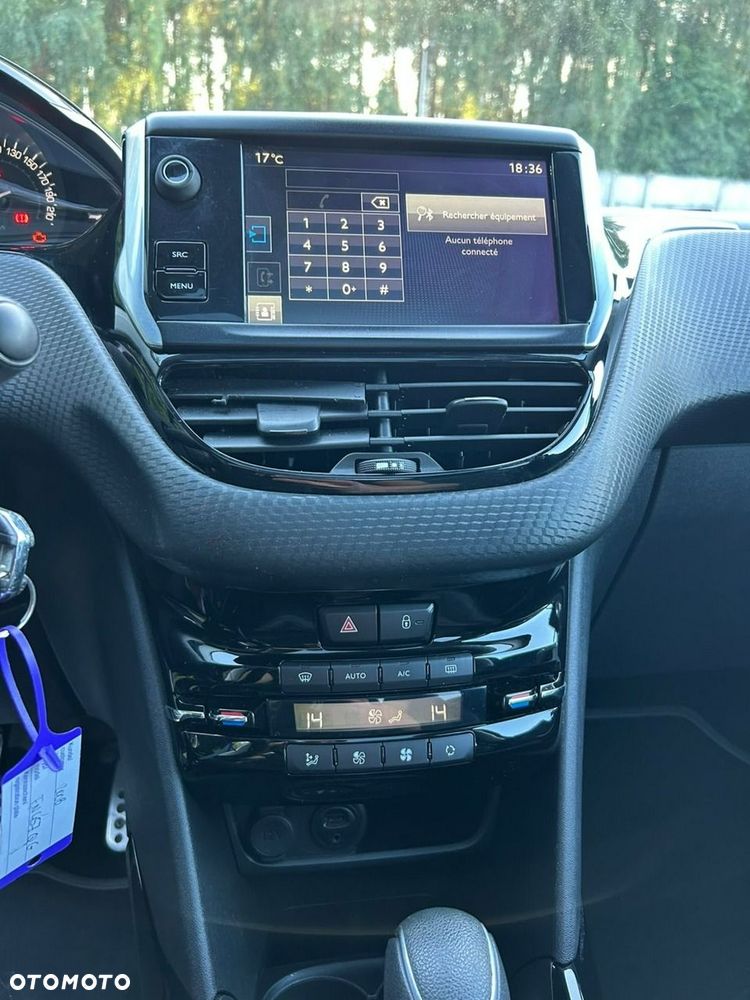 Peugeot 2008 - 21