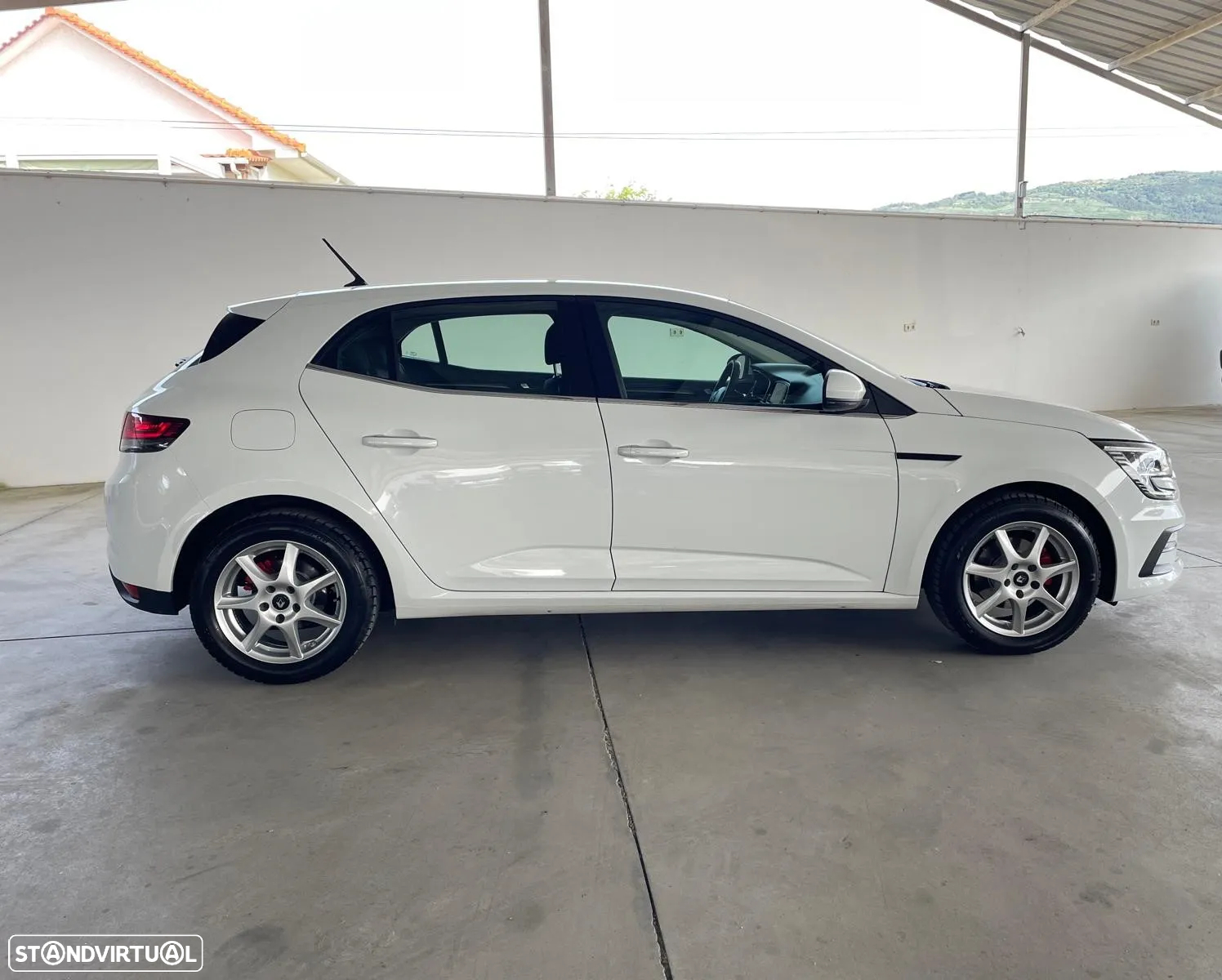 Renault Mégane 1.5 Blue dCi Limited EDC - 6