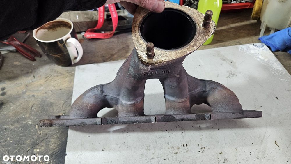 Kolektor wydechowy opel Zafira b z22yh 2.2 direct 155km - 3