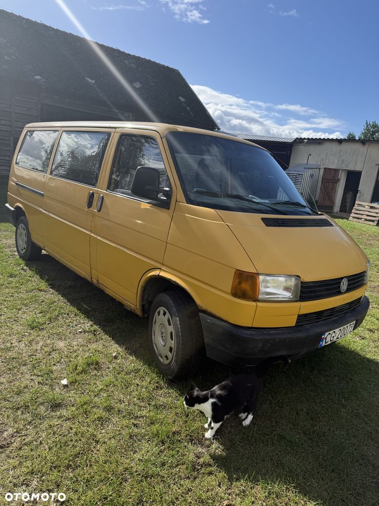 Volkswagen Transporter - 2