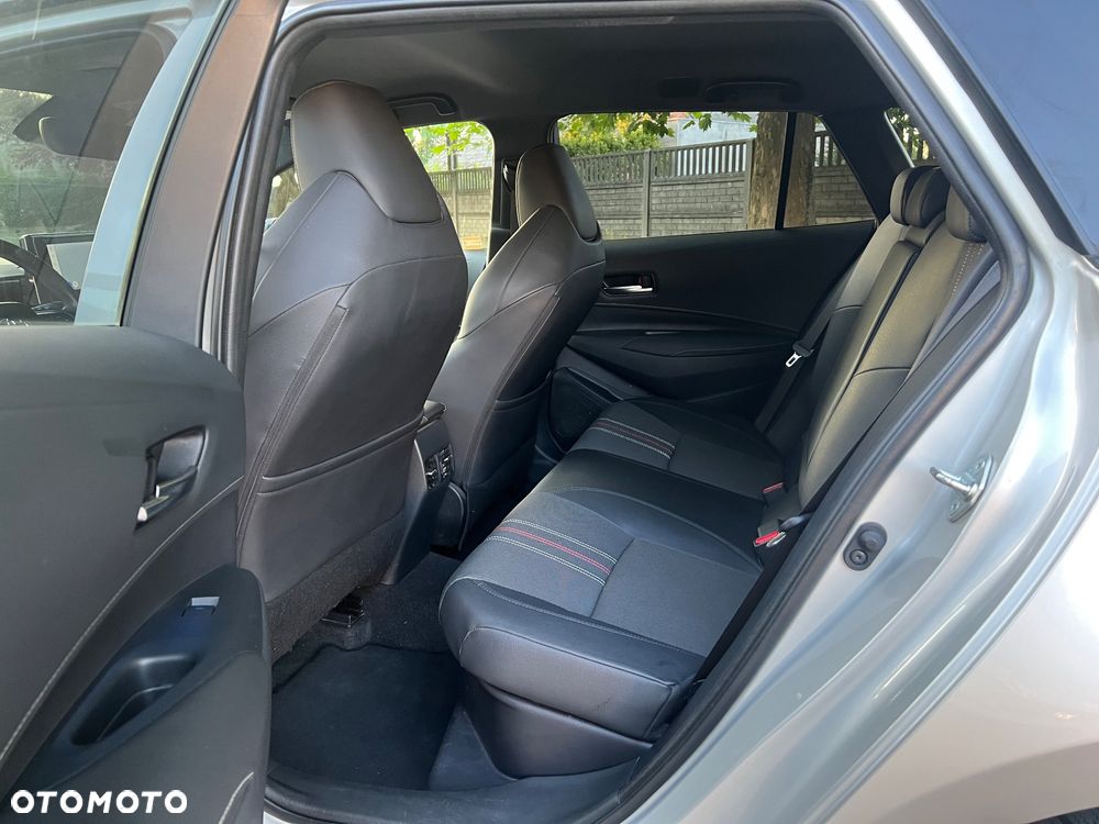 Toyota Corolla - 18