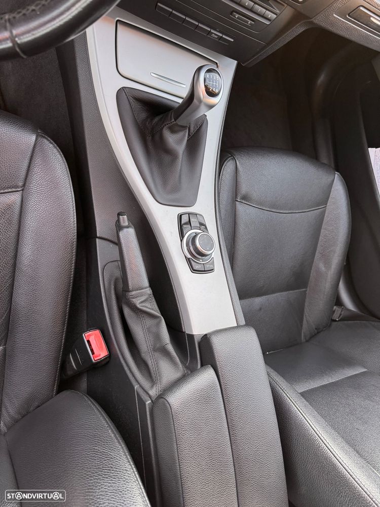 BMW 320 d Navigation - 7