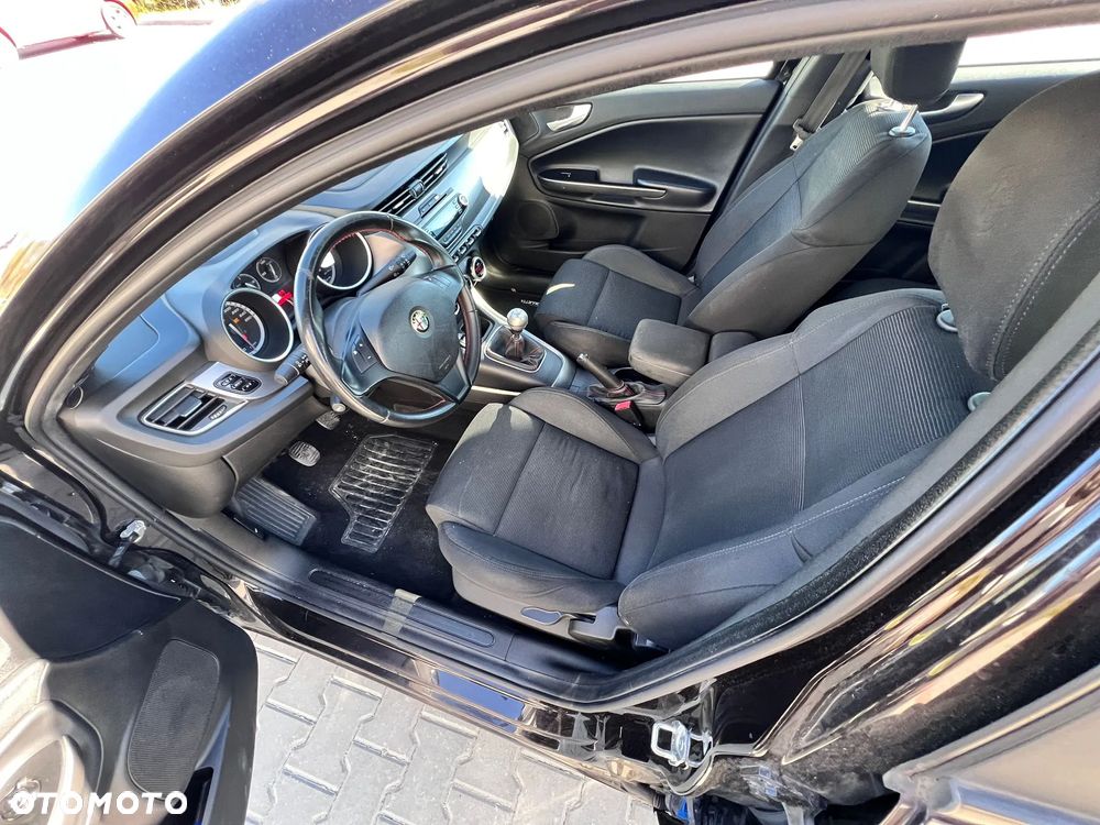 Alfa Romeo Giulietta 1.6 JTDM Veloce - 20