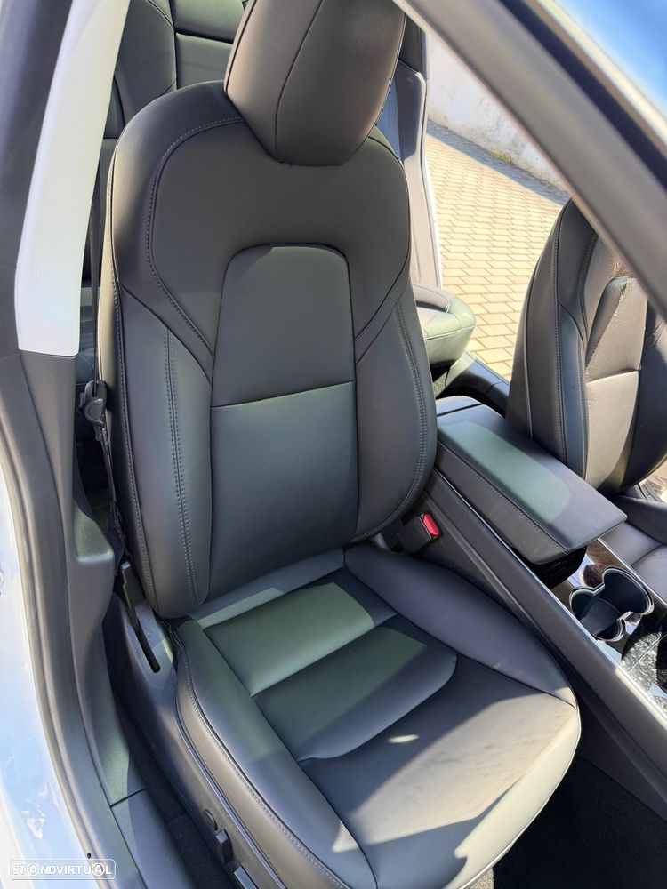 Tesla Model 3 Standard Range Plus RWD - 6