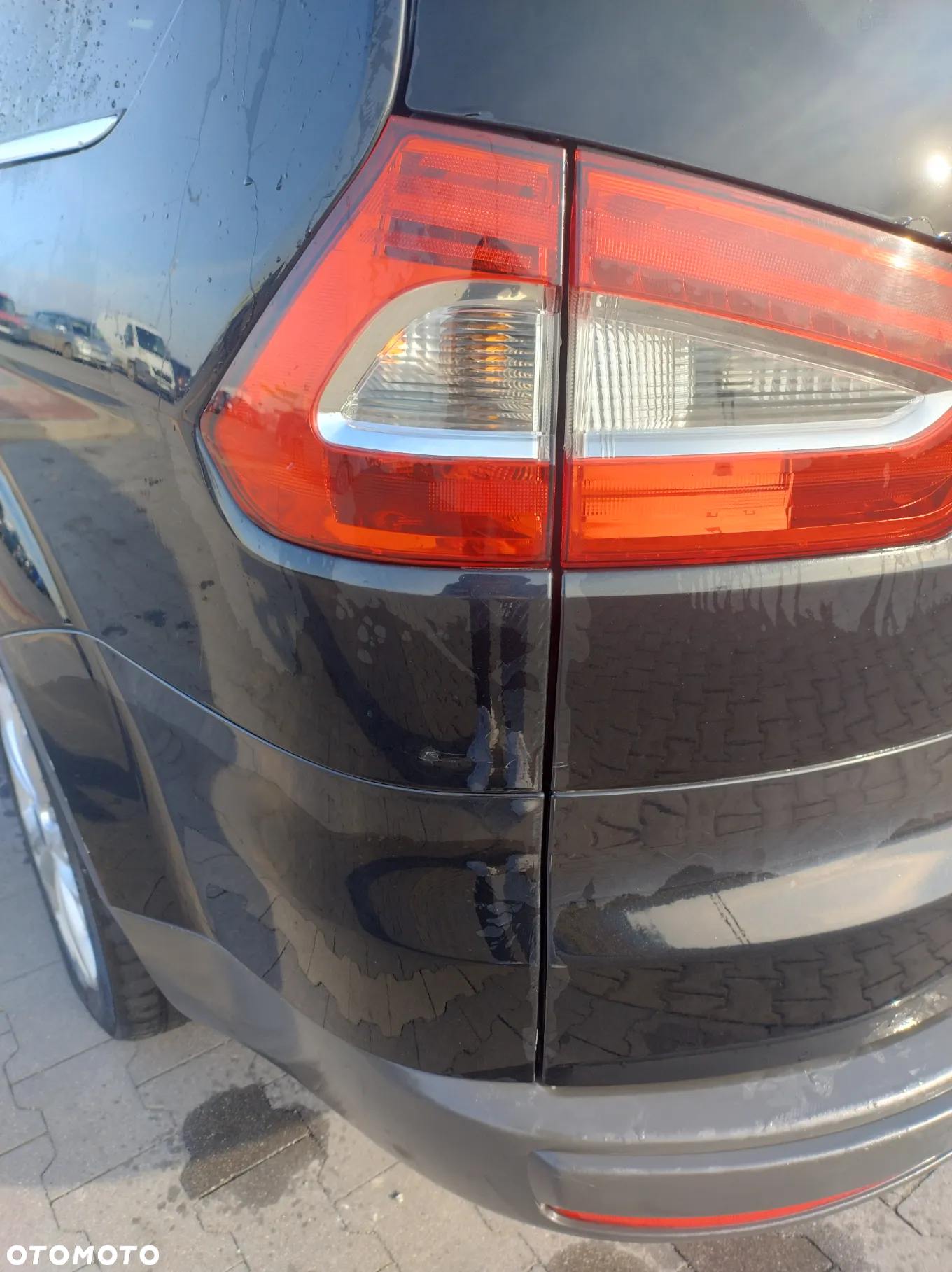 Ford Galaxy - 13