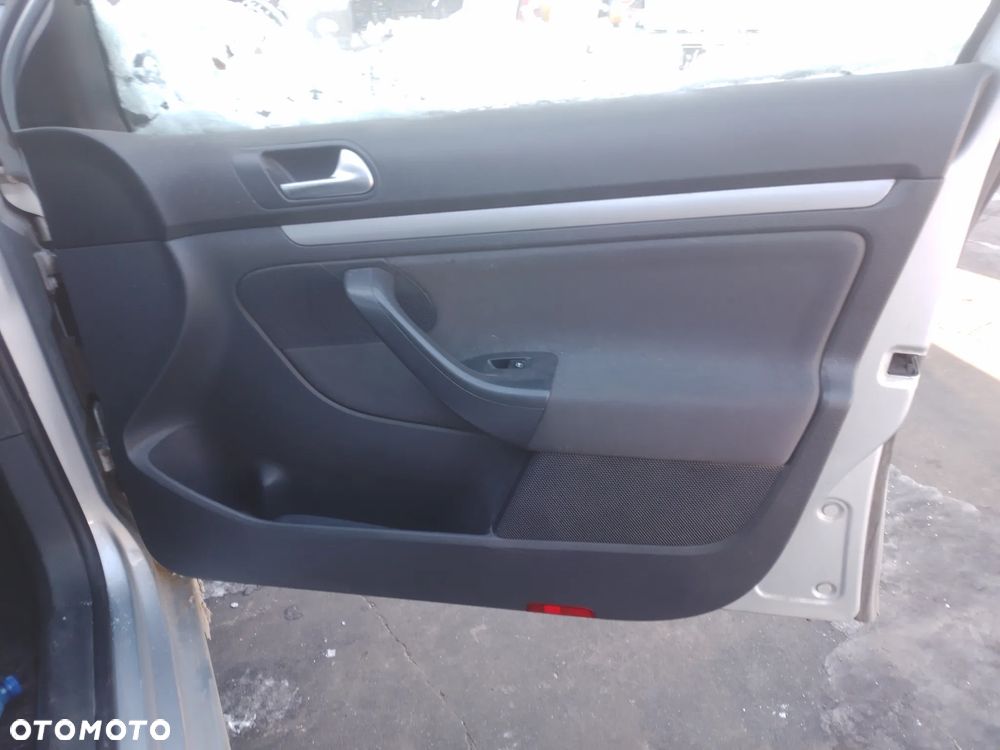 VW JETTA 1.6 BSE  05-11 - OSŁONA PRZECIWSŁONECZNA PRAWA LEWA - 25