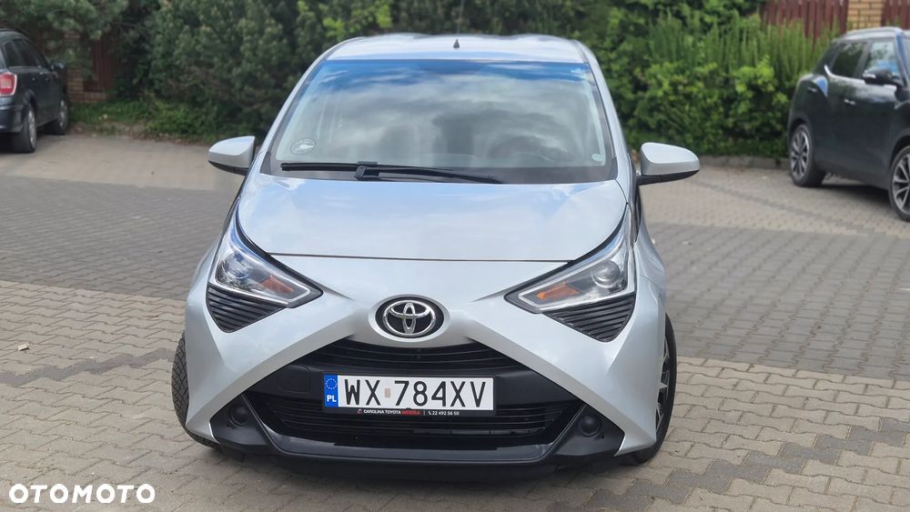 Toyota Aygo x-play - 9