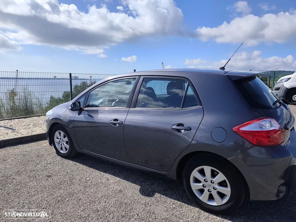 Toyota Auris 1.4 D-4D Com. +P.Style 110g - 3