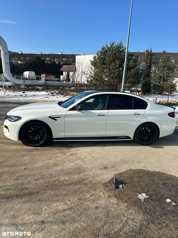 BMW Seria 5 M550i xDrive sport - 5