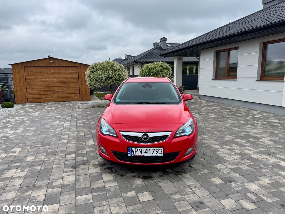 Opel Astra 1.6 Turbo Edition - 25