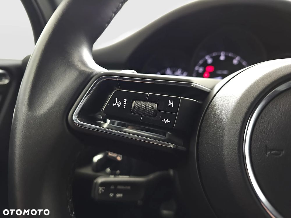 Porsche Macan Standard - 20