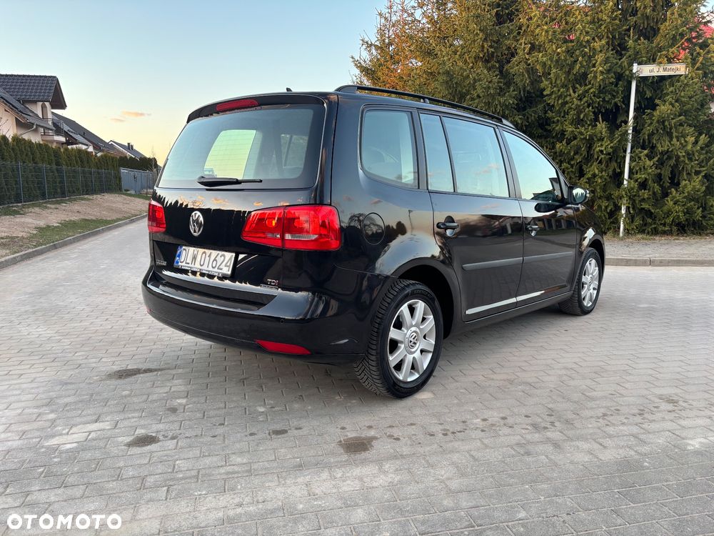 Volkswagen Touran 1.6 TDI BMT SCR Comfortline - 5