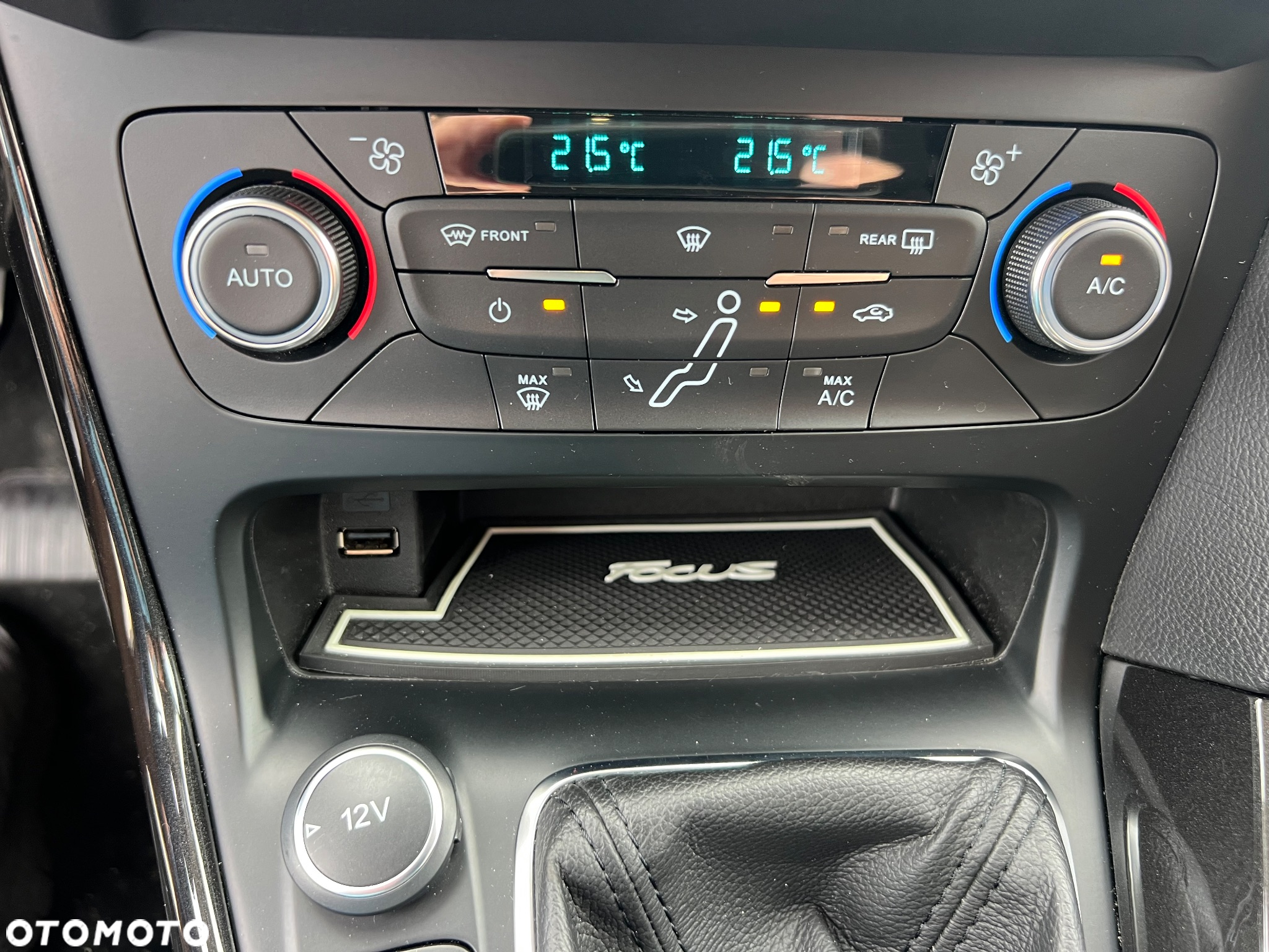 Ford Focus 1.0 EcoBoost Active Business - 24
