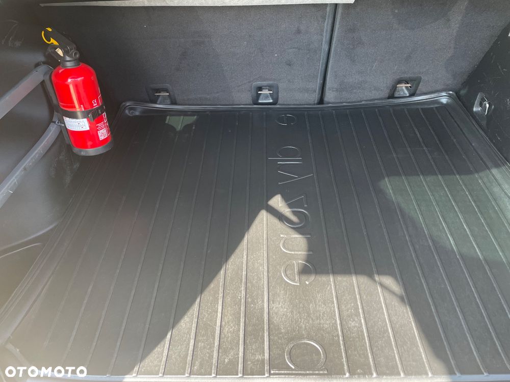Jeep Cherokee - 11
