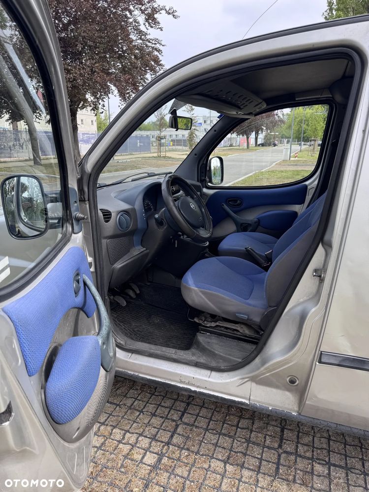 Fiat Doblo - 12