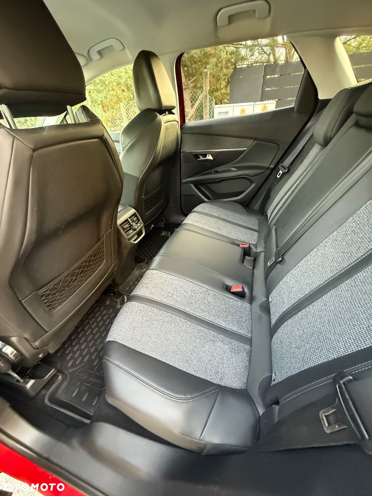 Peugeot 3008 1.6 THP Allure S&S EAT6 - 23