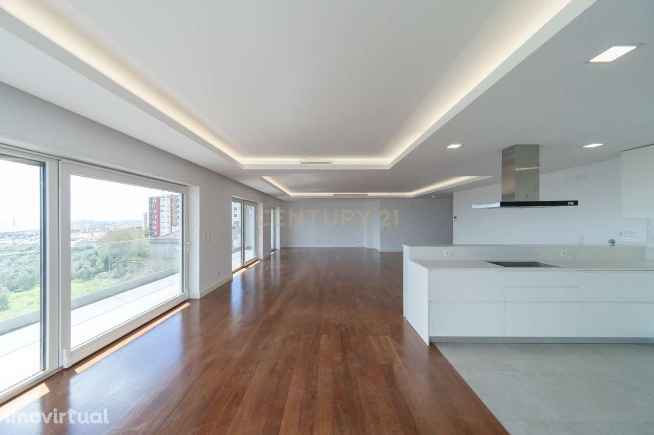 Penthouse com 4 quartos com terraço privativo e vista rio em Condomíni - Grande imagem: 4/37