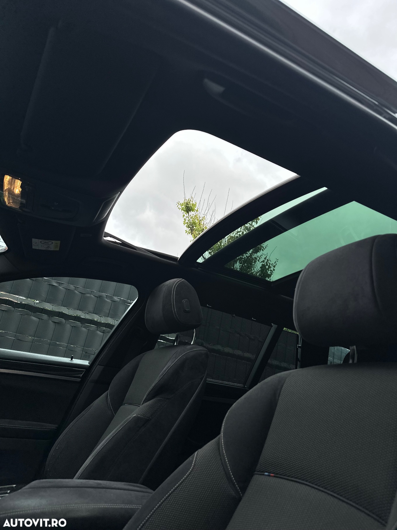 BMW Seria 5 520d xDrive Touring Aut. M Sport Edition - 5