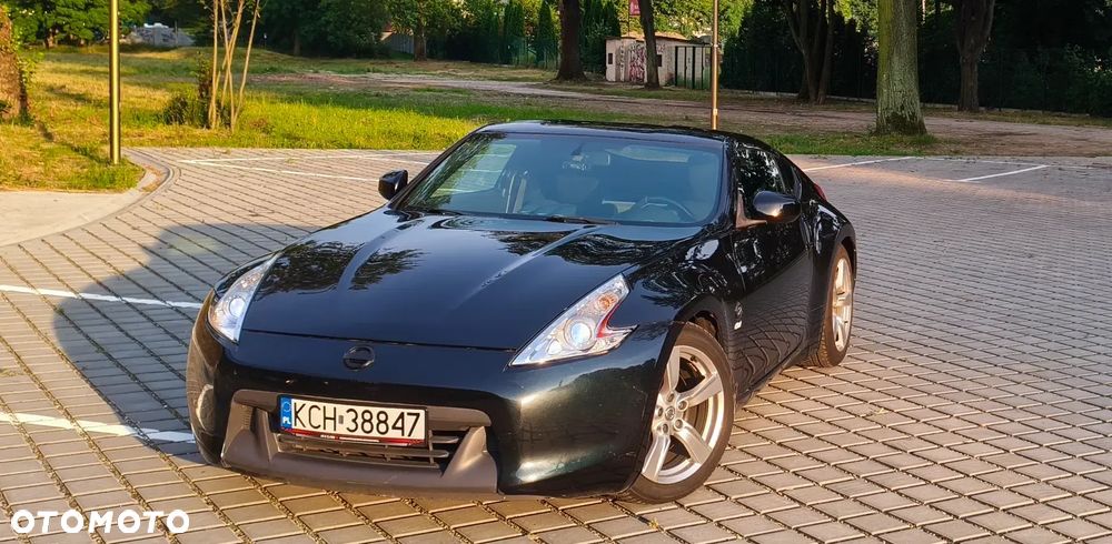 Nissan 370 Z - 4