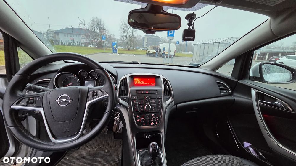 Opel Astra 1.6 T Cosmo - 20