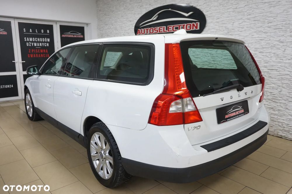 Volvo V70 2.0D Kinetic - 10