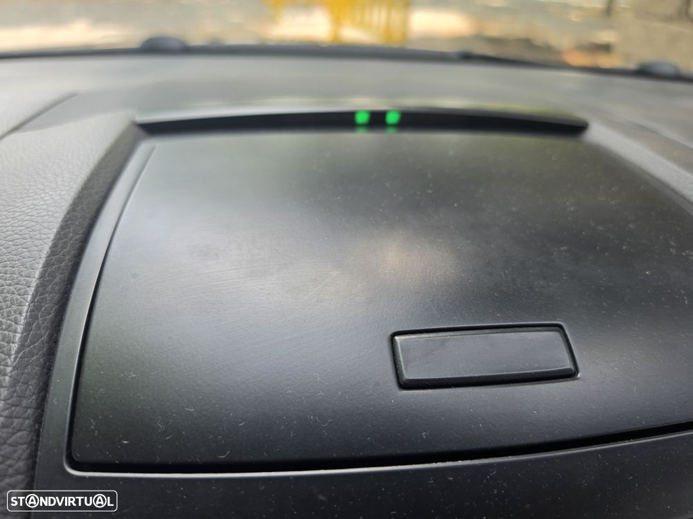 VW Touareg 3.0 TDI V6 - 48