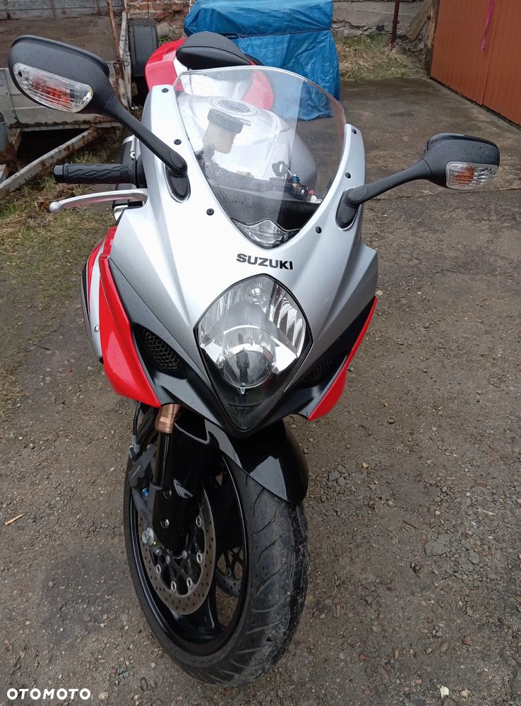 Suzuki GSX-R - 5