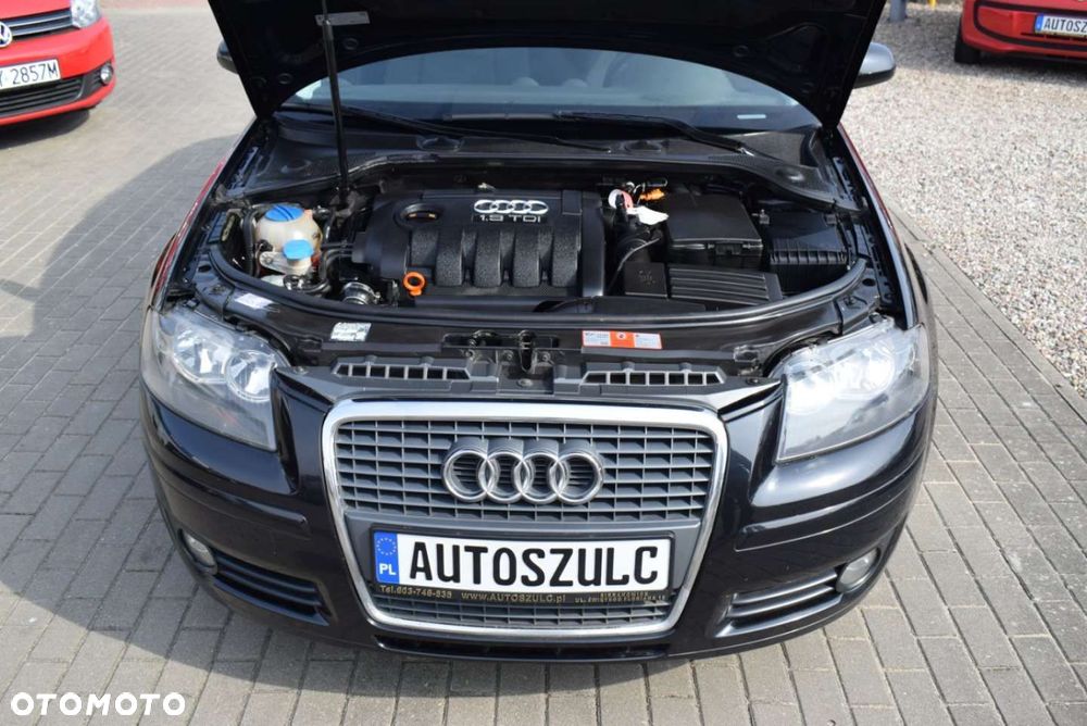 Audi A3 Sportback - 15