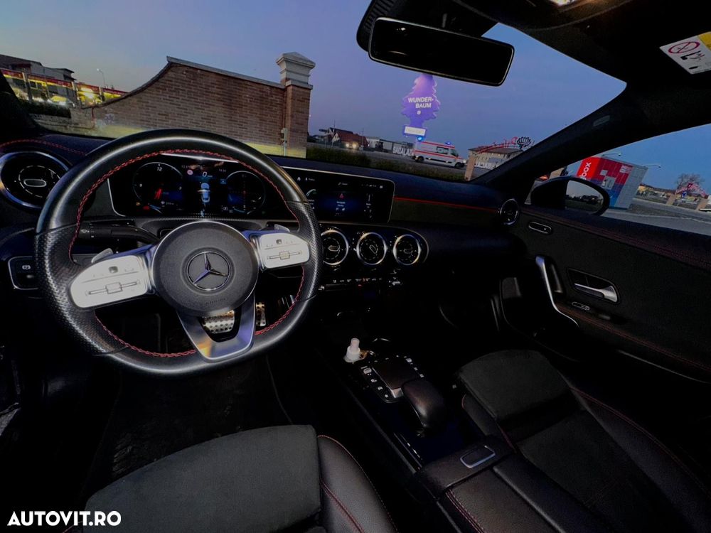 Mercedes-Benz CLA - 13